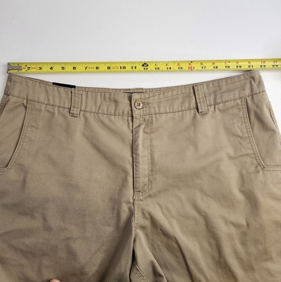 Metal Mulisha Mens Beige Flat Front Shorts 10" Size 44 Casual Embroidered Logo - Picture 8 of 12